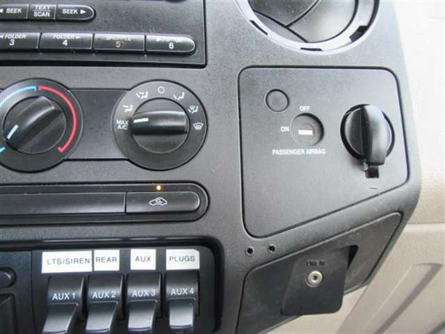 Ford F-350 Super Duty 2008 photo 45